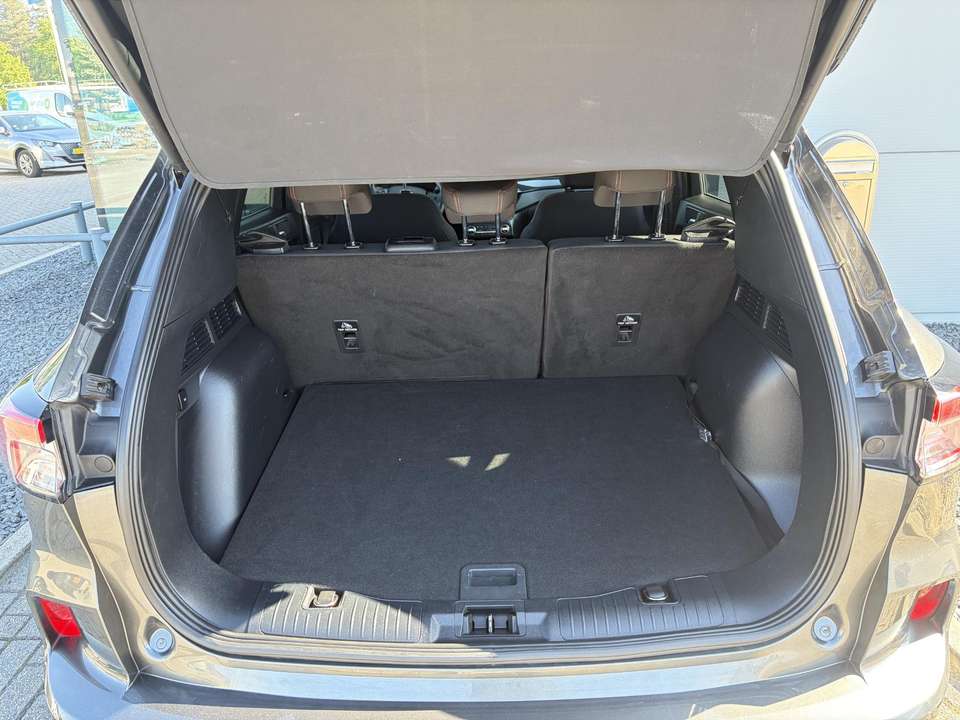 Ford Kuga - Imagem 10