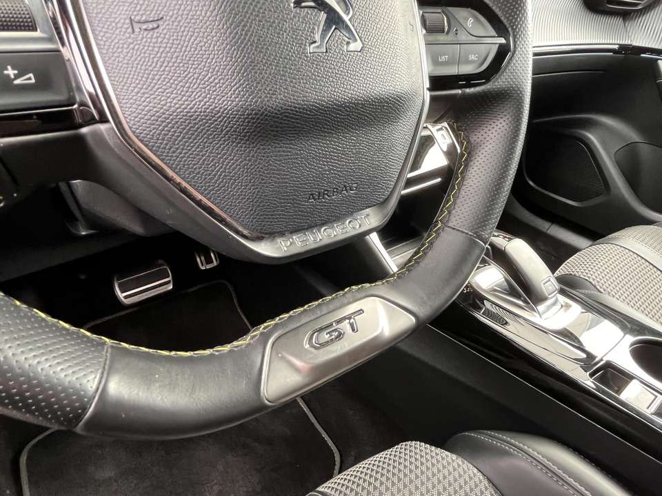 Peugeot 2008 - Imagem 12