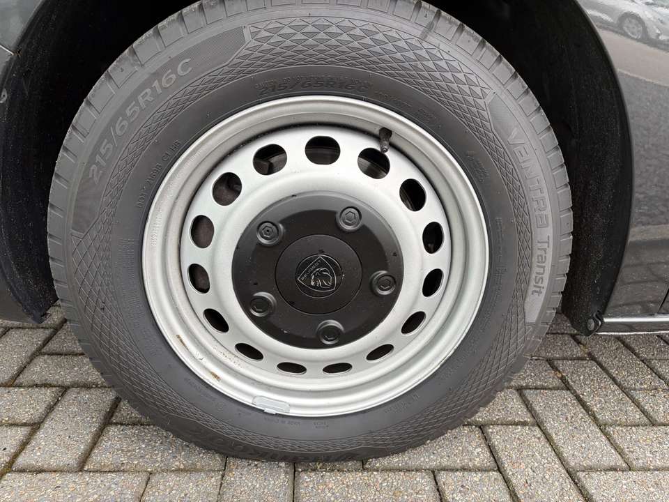 Peugeot Expert - Imagem 12