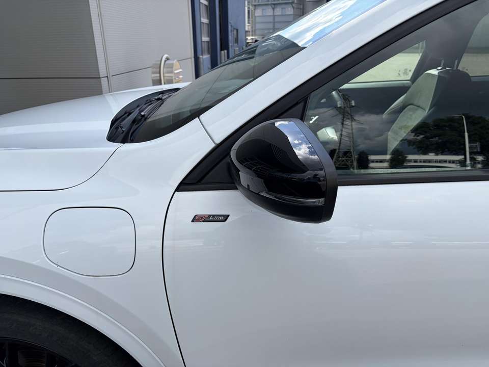Ford Kuga - Imagem 15