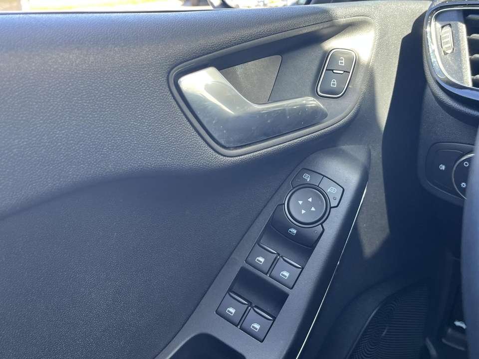 Ford Fiesta - Imagem 13