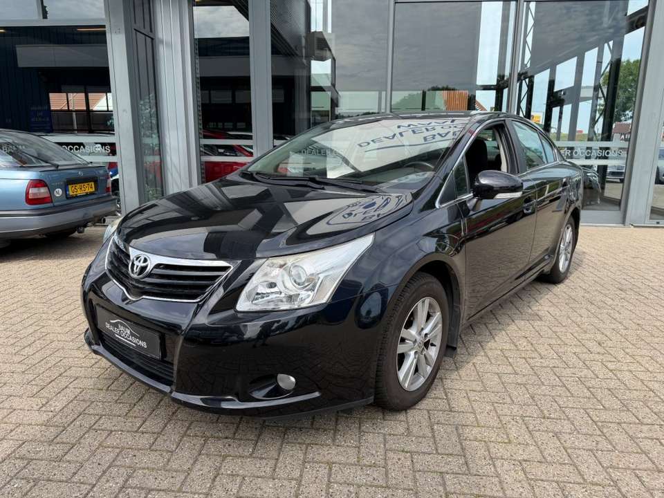 Toyota Avensis - Imagem 13