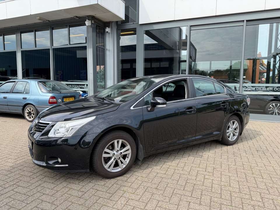 Toyota Avensis - Imagem 18