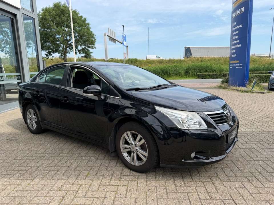 Toyota Avensis - Imagem 19