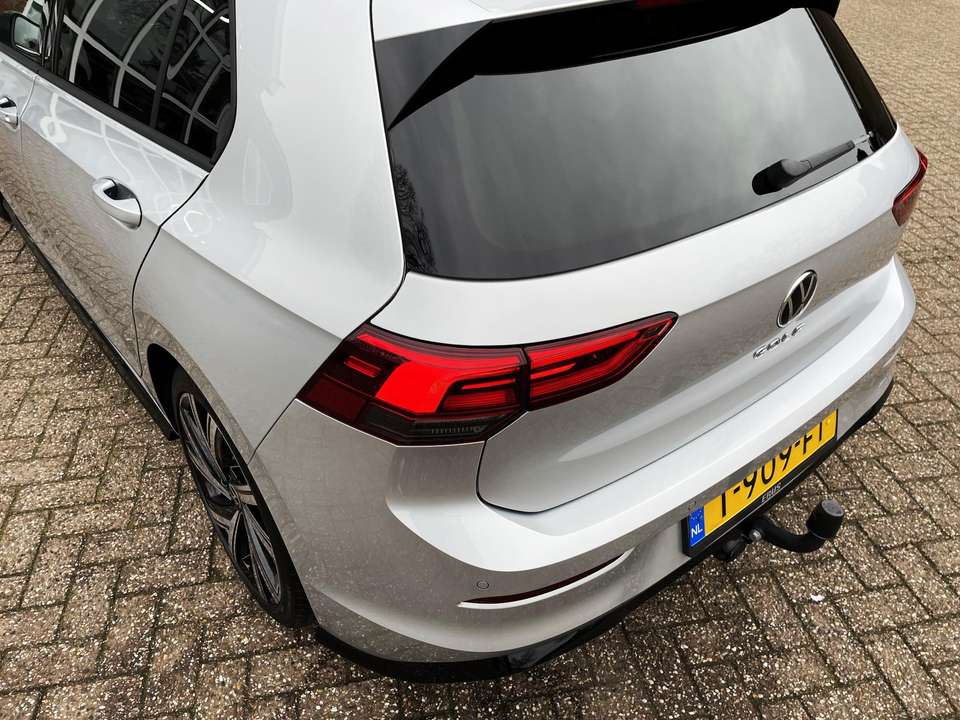 Volkswagen Golf - Imagem 4