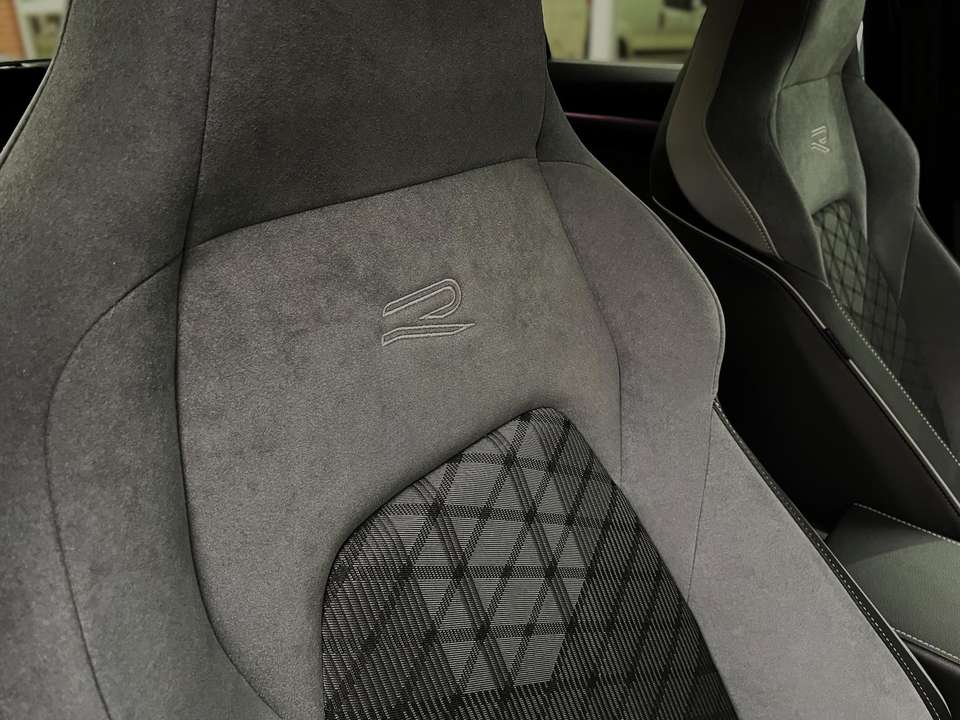 Volkswagen Golf - Imagem 13