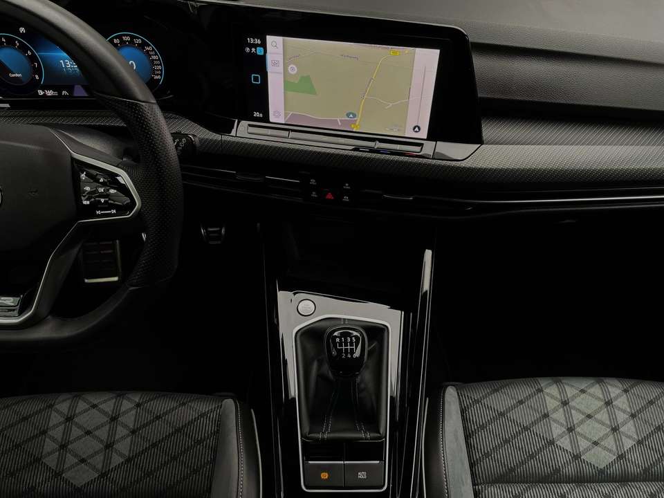 Volkswagen Golf - Imagem 17
