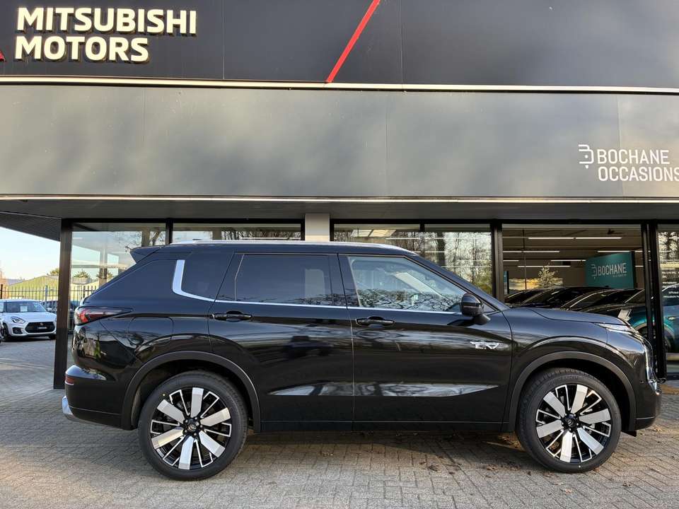 Mitsubishi Outlander - Imagem 6