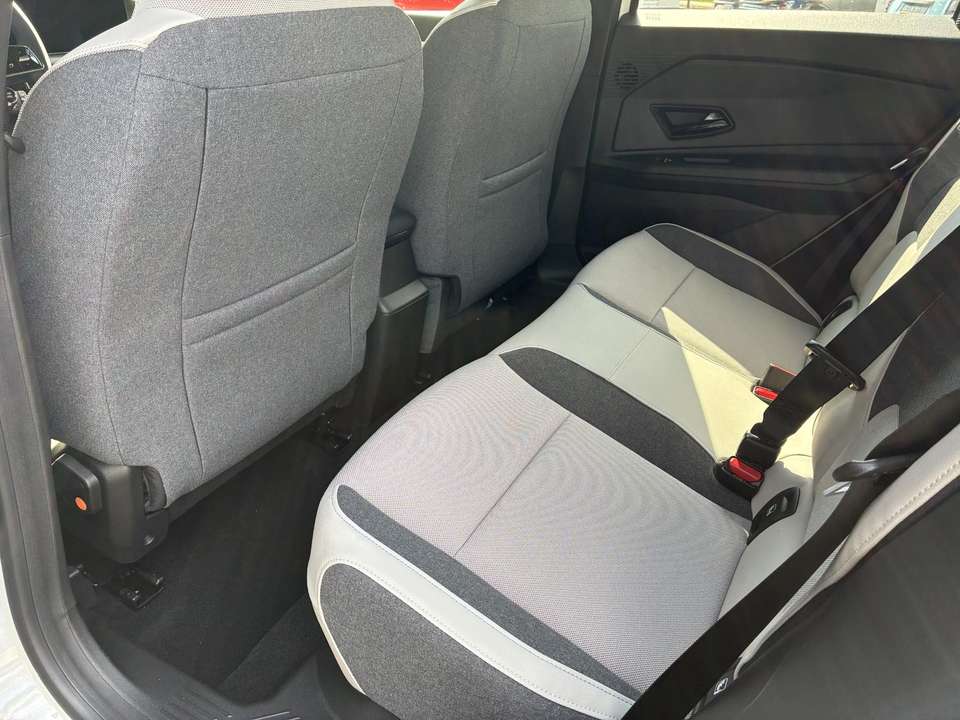 Nissan Micra - Imagem 16