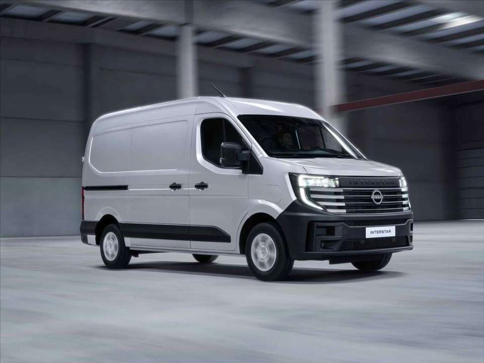 Nissan Interstar - Imagem 2