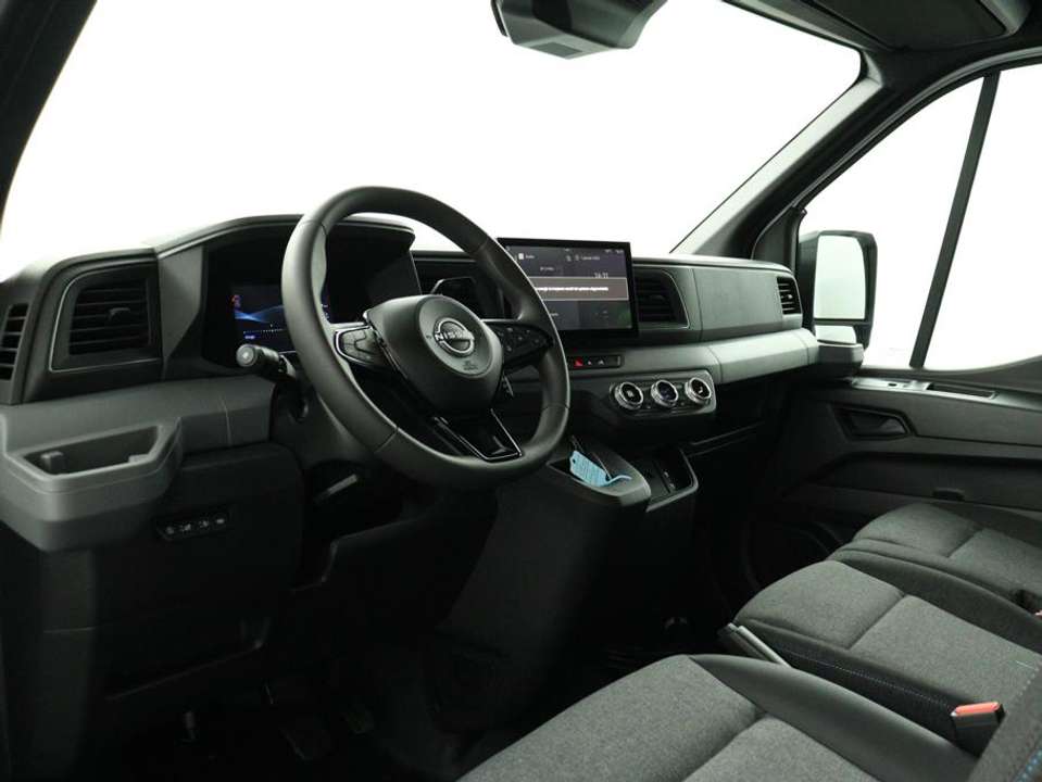 Nissan Interstar - Imagem 4