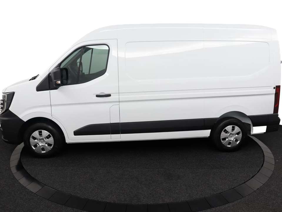 Nissan Interstar - Imagem 3