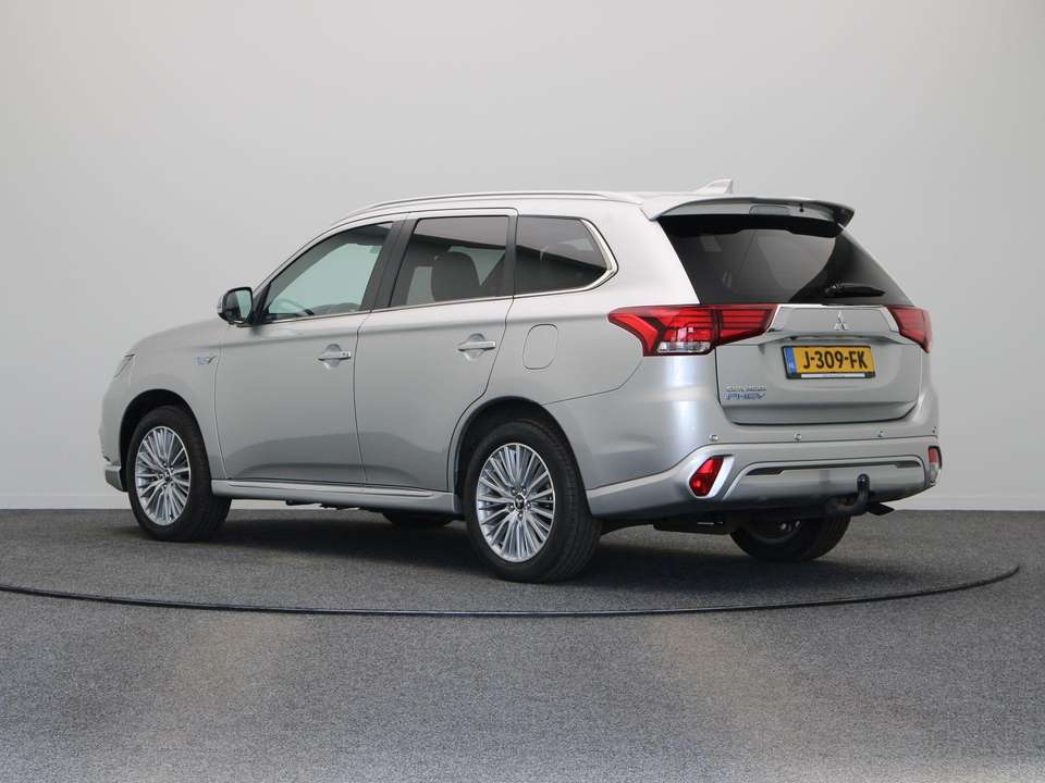 Mitsubishi Outlander - Imagem 2