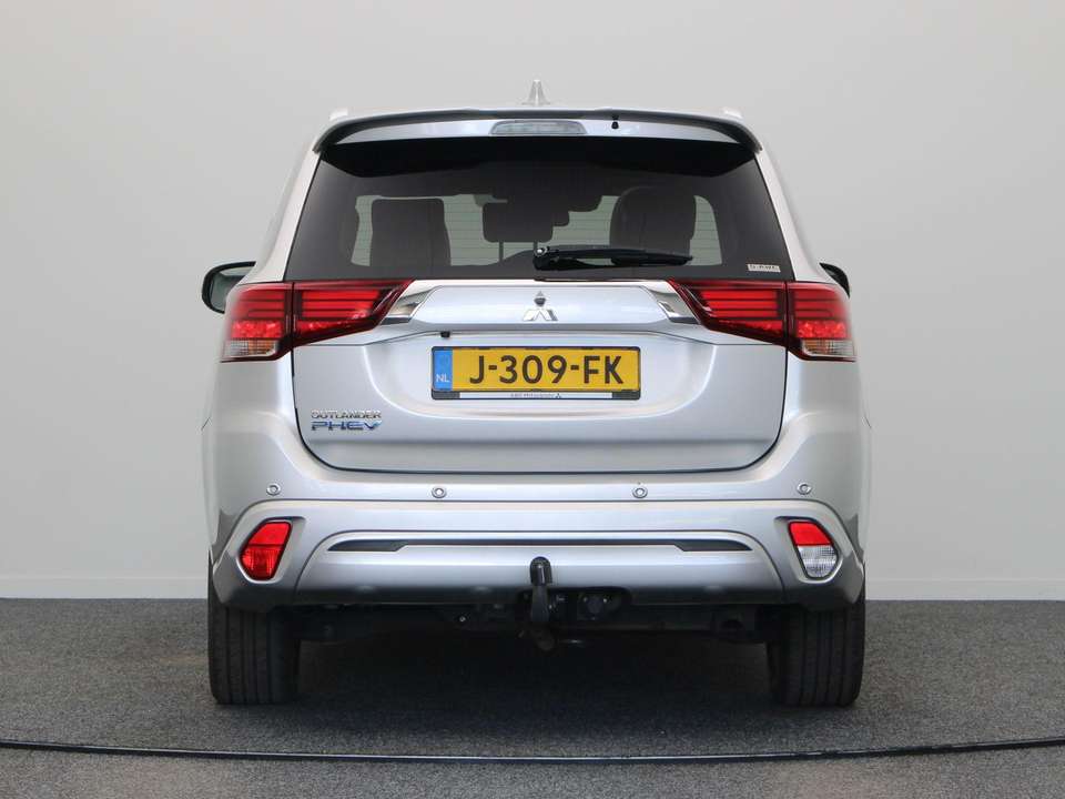 Mitsubishi Outlander - Imagem 8