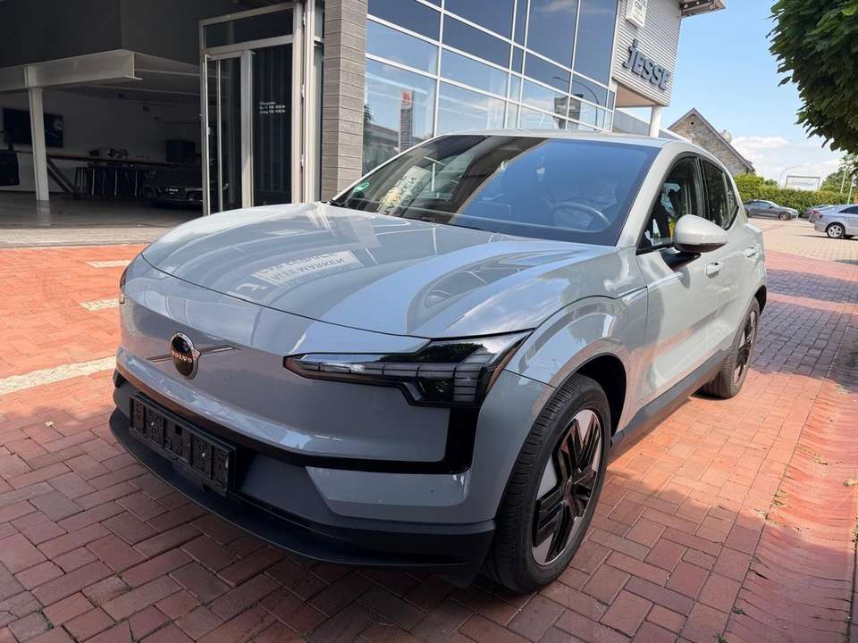 Volvo EX30 - Imagem 1