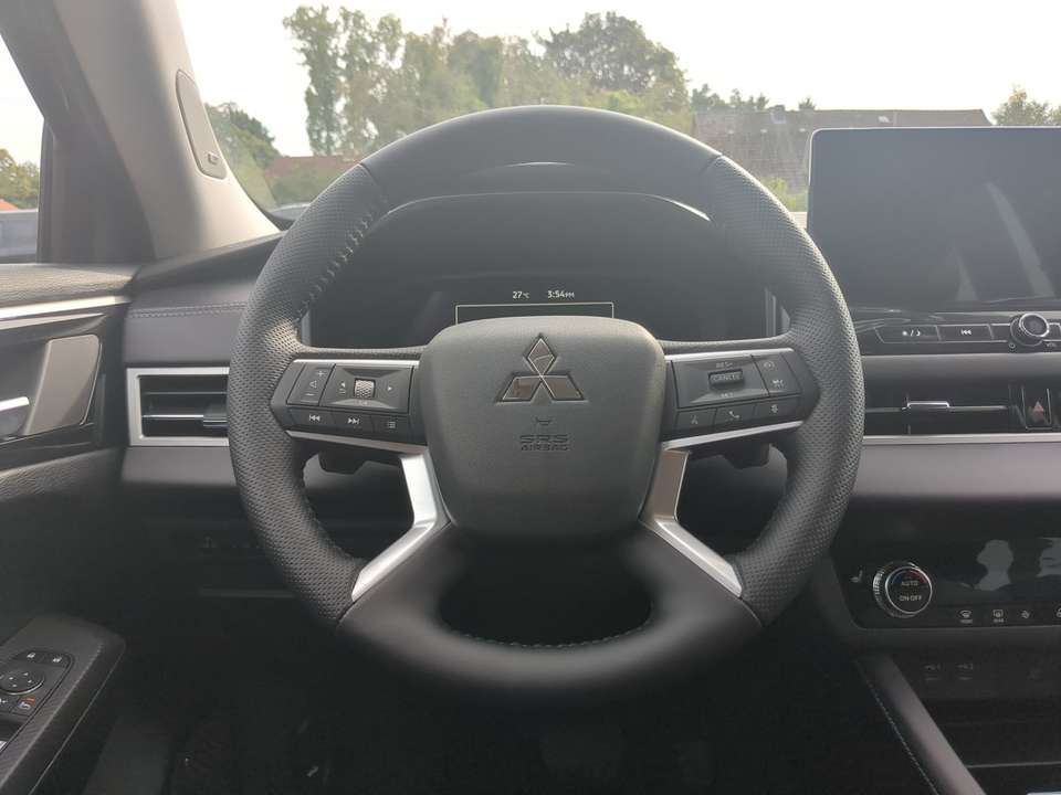 Mitsubishi Outlander - Imagem 7