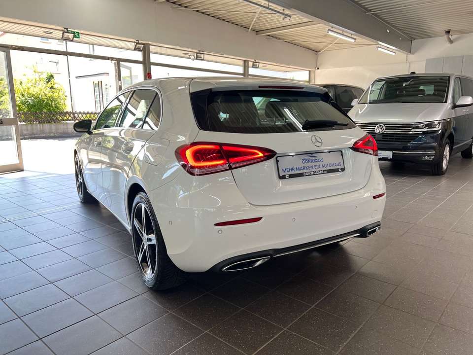 Mercedes-Benz A 180 - Imagem 12