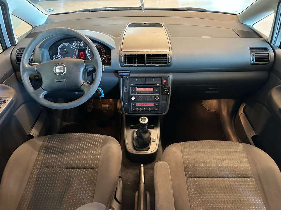 SEAT Alhambra - Imagem 2