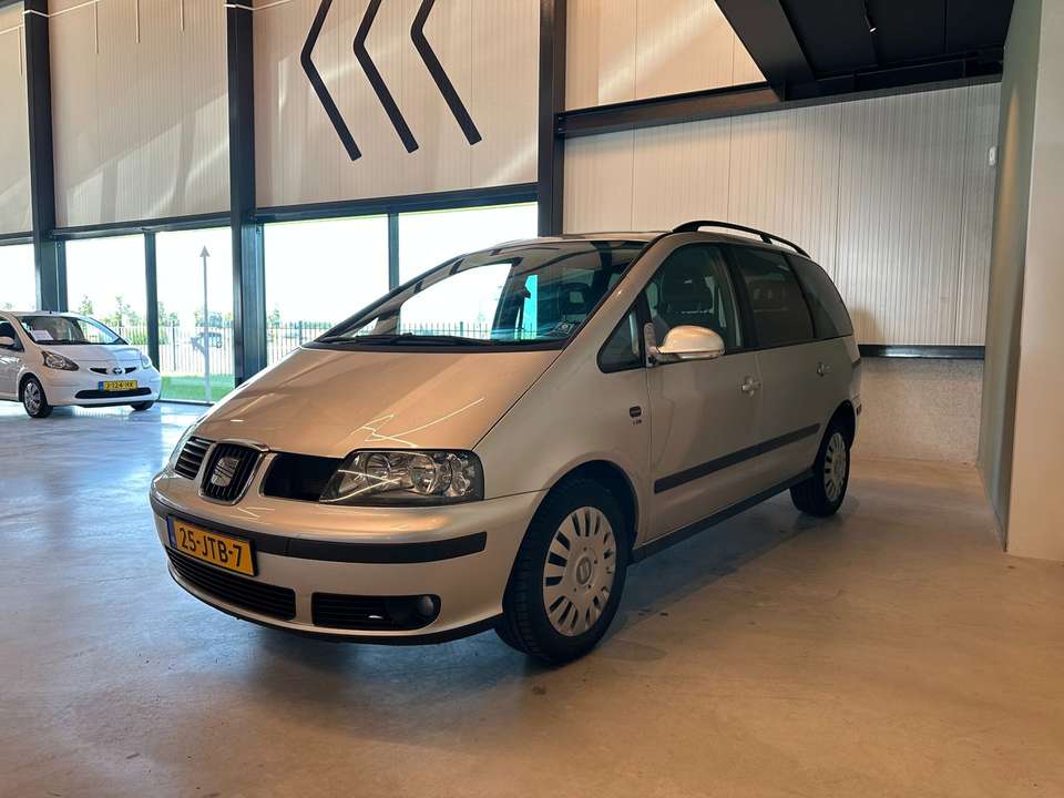 SEAT Alhambra - Imagem 10