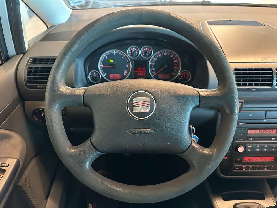 SEAT Alhambra - Imagem 15
