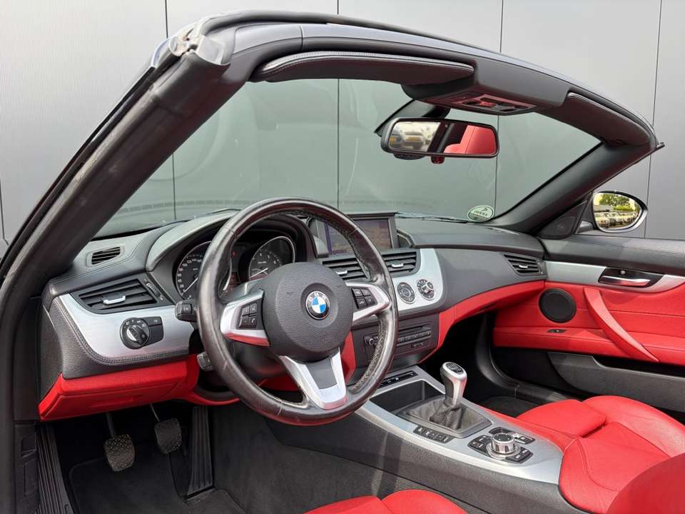 BMW Z4 - Imagem 12