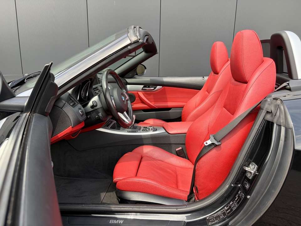 BMW Z4 - Imagem 13