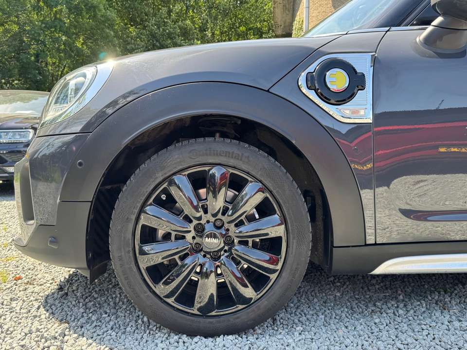 MINI Cooper SE Countryman - Imagem 6