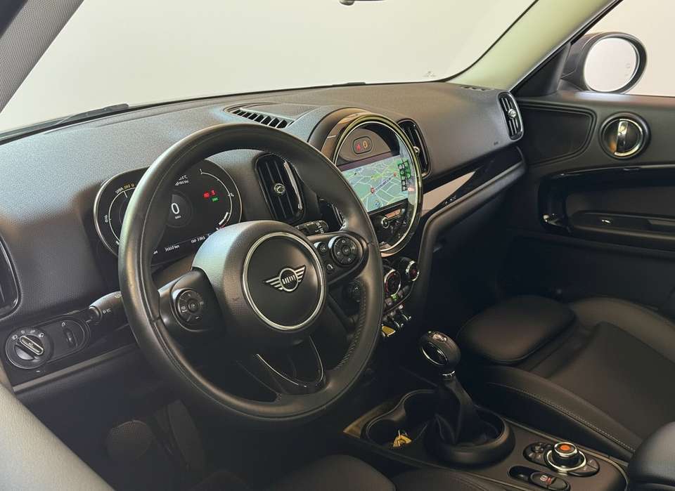 MINI Cooper SE Countryman - Imagem 13