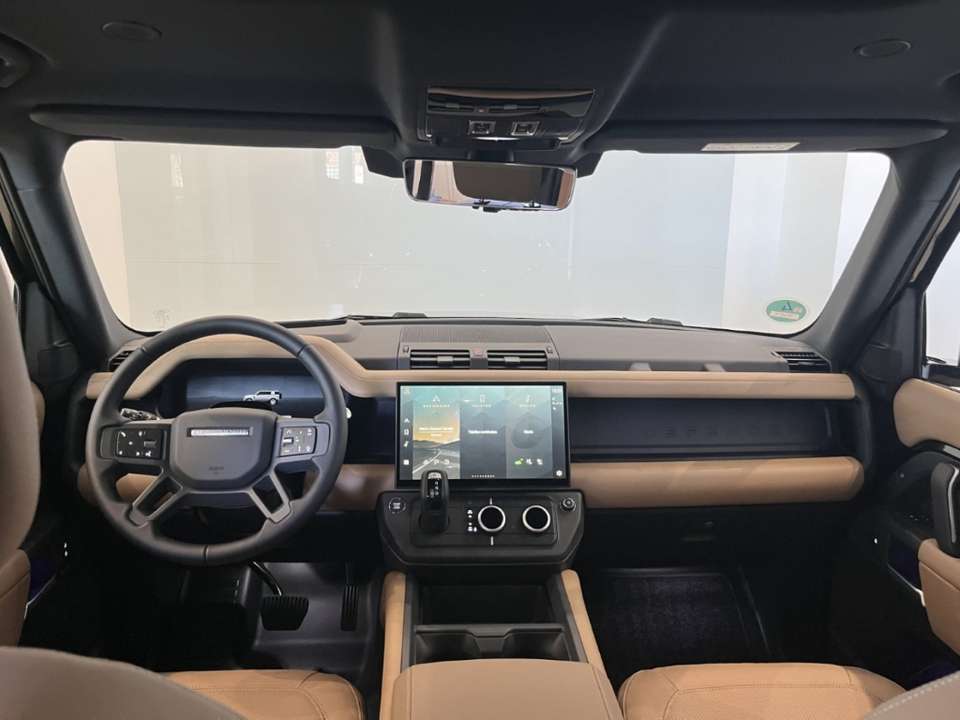 Land Rover Defender - Imagem 4