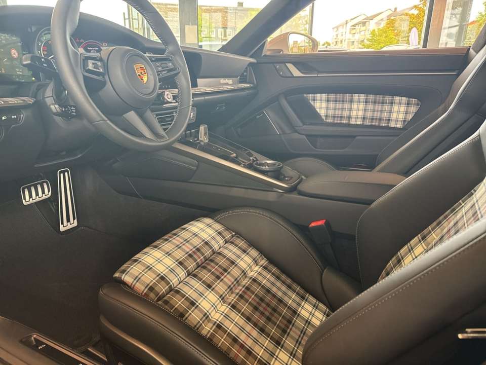 Porsche 992 - Imagem 10