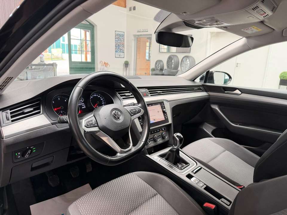 Volkswagen Passat Variant - Imagem 5