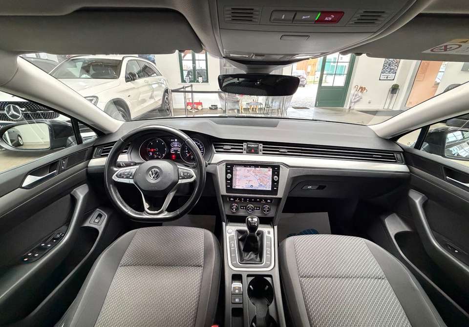 Volkswagen Passat Variant - Imagem 6