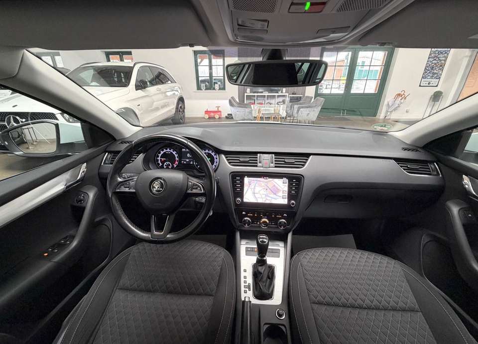 Skoda Octavia - Imagem 6