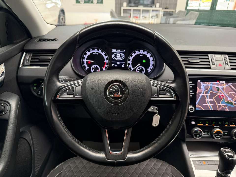 Skoda Octavia - Imagem 12