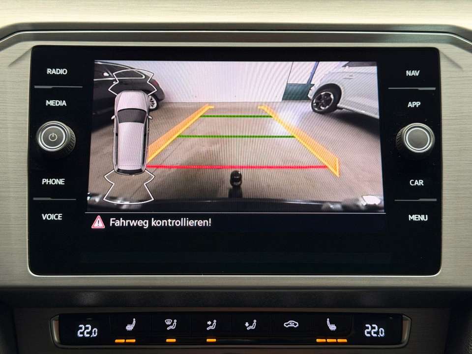 Volkswagen Passat Variant - Imagem 14