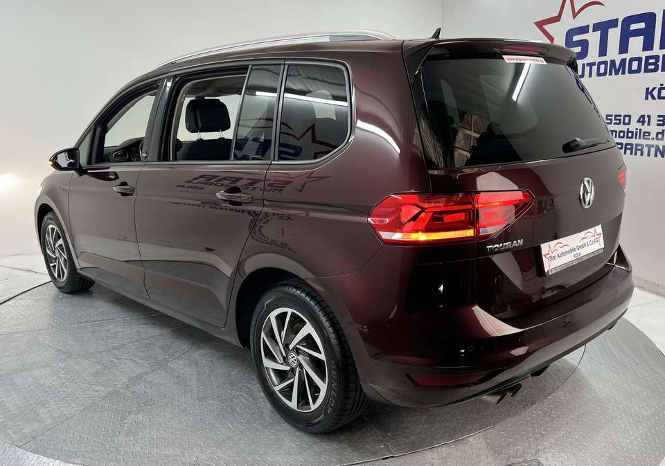 Volkswagen Touran - Imagem 8