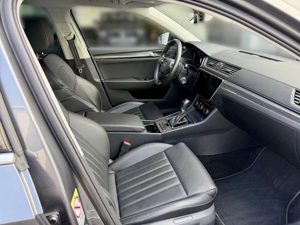 Skoda Superb - Imagem 3