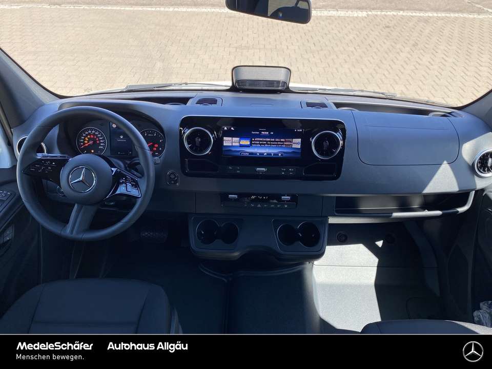 Mercedes-Benz Sprinter - Imagem 12
