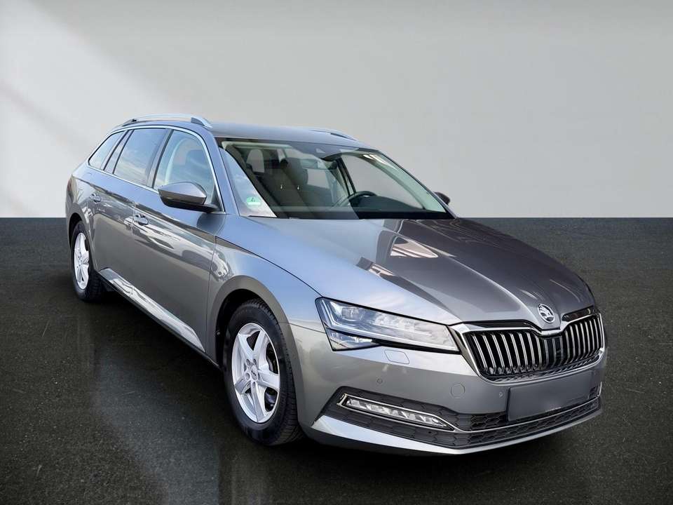 Skoda Superb - Imagem 9