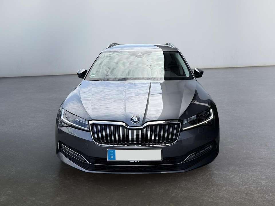 Skoda Superb - Imagem 10