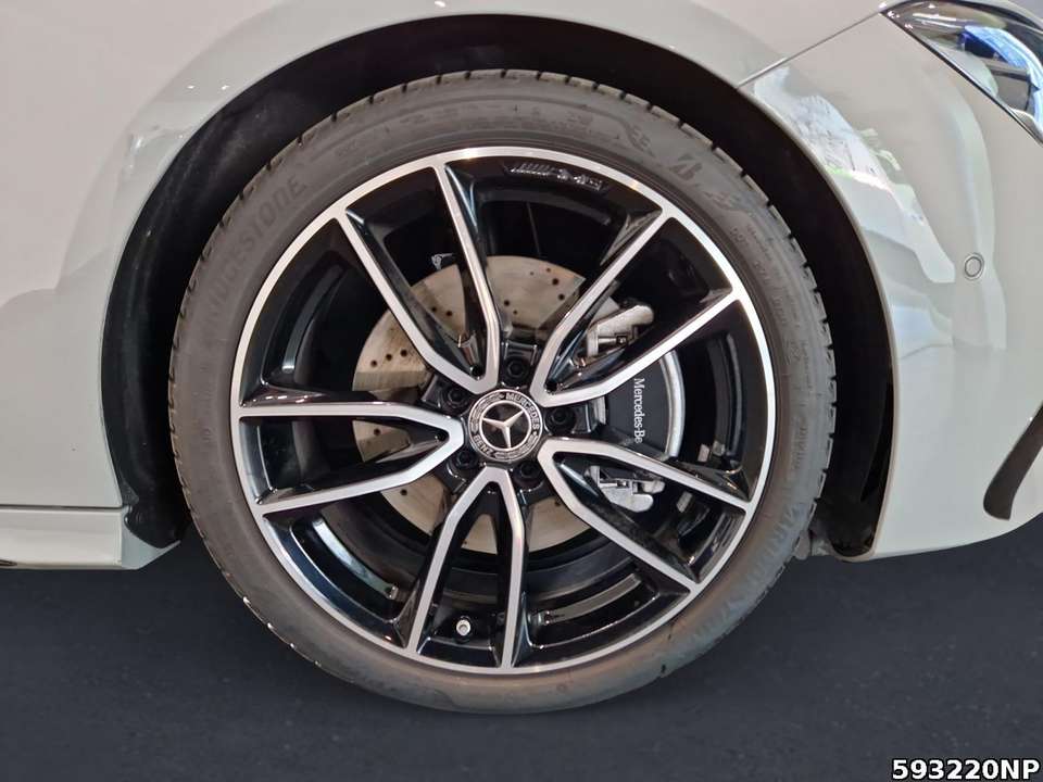 Mercedes-Benz CLA 200 - Imagem 5