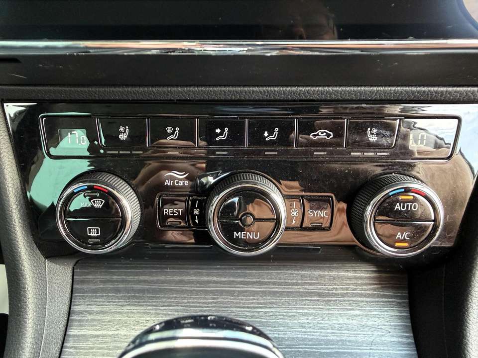 Skoda Superb - Imagem 15