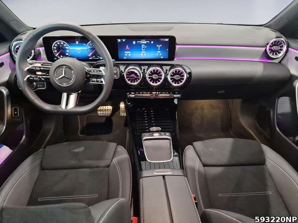 Mercedes-Benz CLA 200 - Imagem 8