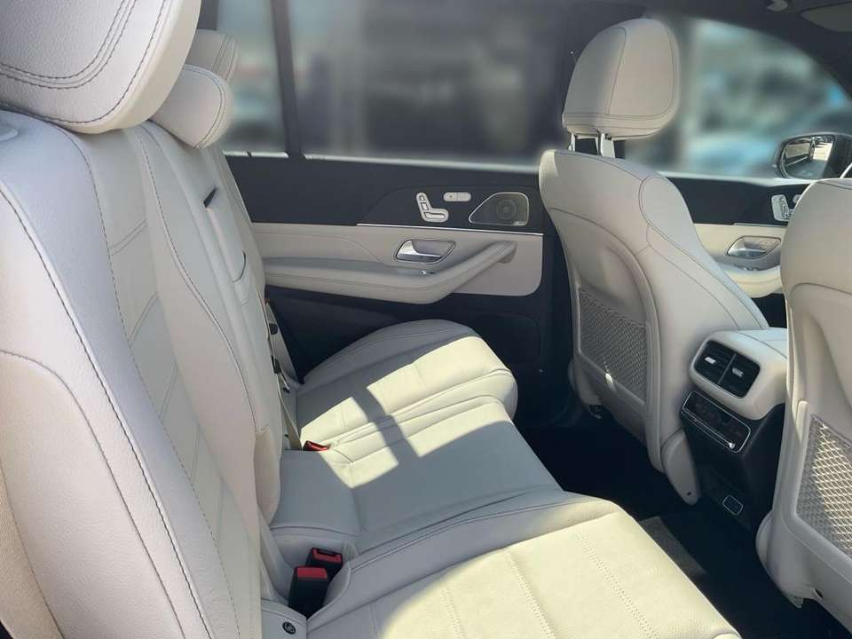 Mercedes-Benz GLS 450 - Imagem 12