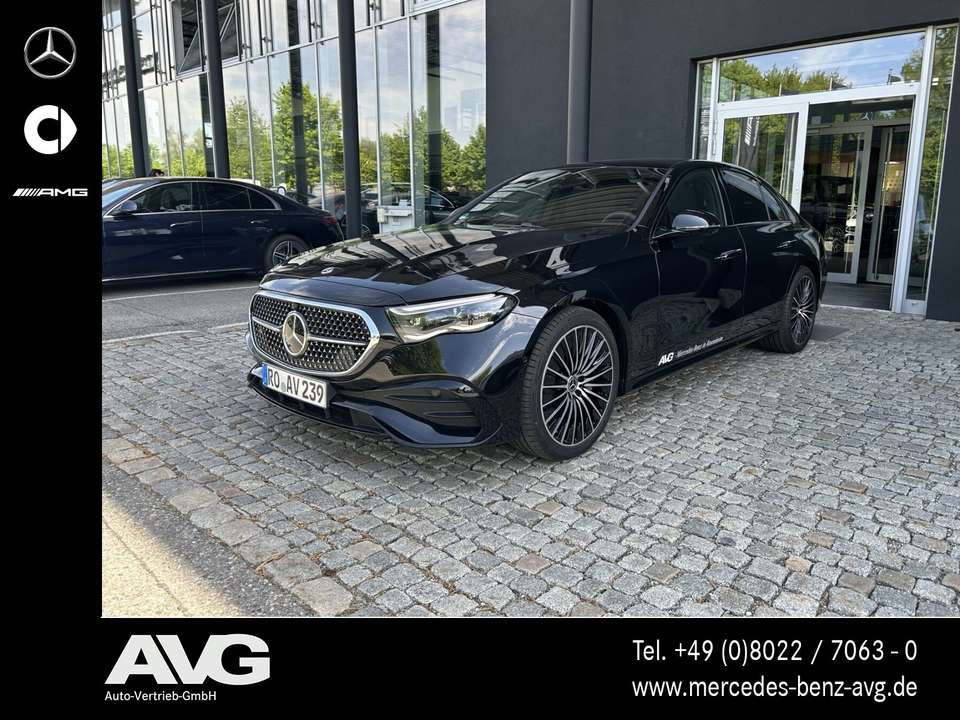 Mercedes-Benz E 220 - Imagem 1