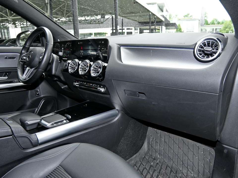 Mercedes-Benz EQA 250 - Imagem 7