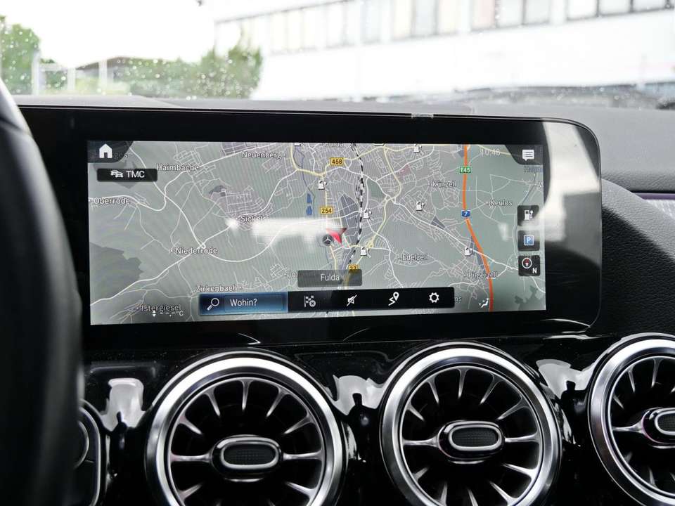 Mercedes-Benz EQA 250 - Imagem 9