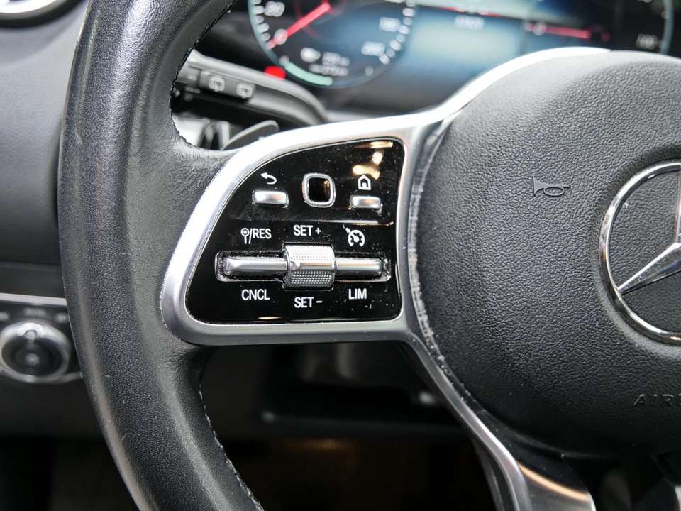 Mercedes-Benz EQA 250 - Imagem 14
