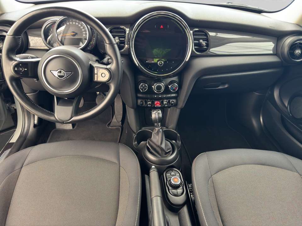 MINI One - Imagem 12