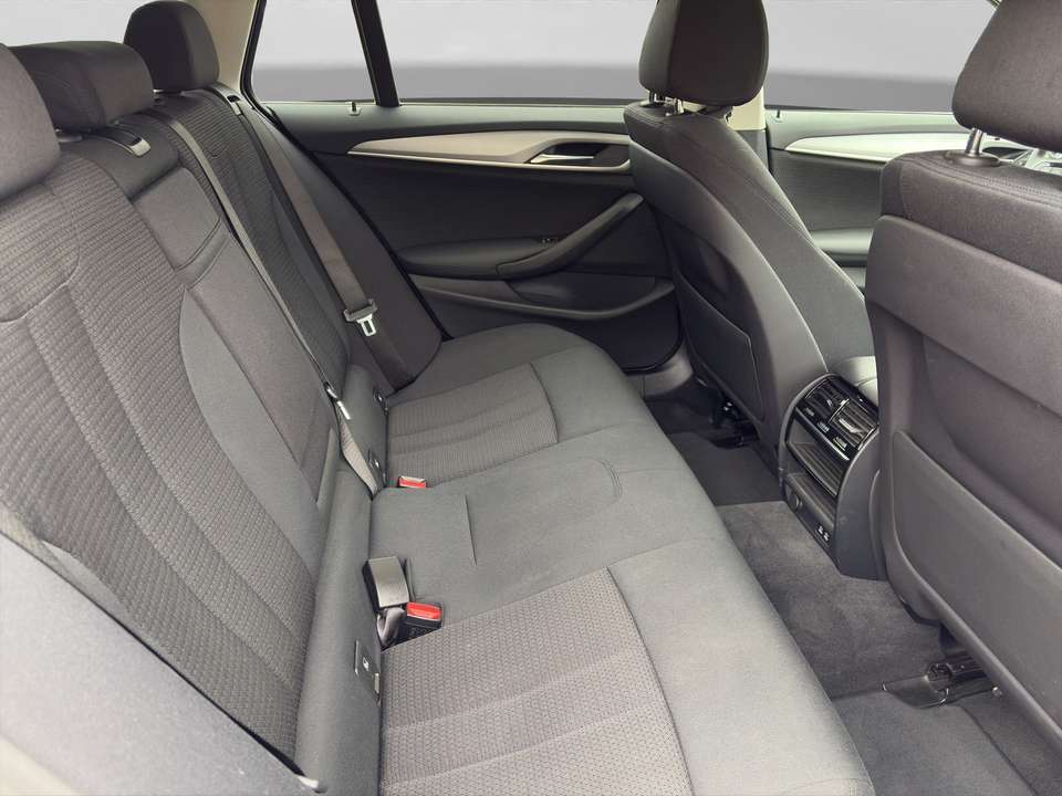 BMW 520 - Imagem 13